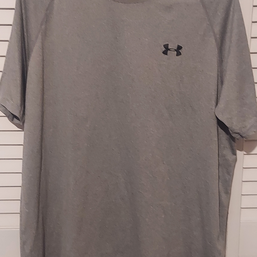 Under Armour Men's Heather Gray Short Sleeve Tee